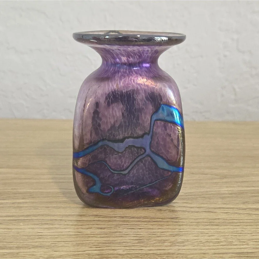 Robert HeId Iridescent Purple Art Glass Vase w/Metallic Blue Signed